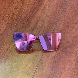Diff Eyewear Goldie Sunglasses 💕